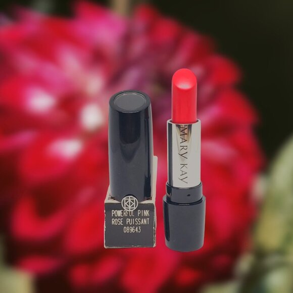 Powerful Pink Gel Semi-Matte Lipstick - Mary Kay - Picture 4 of 7